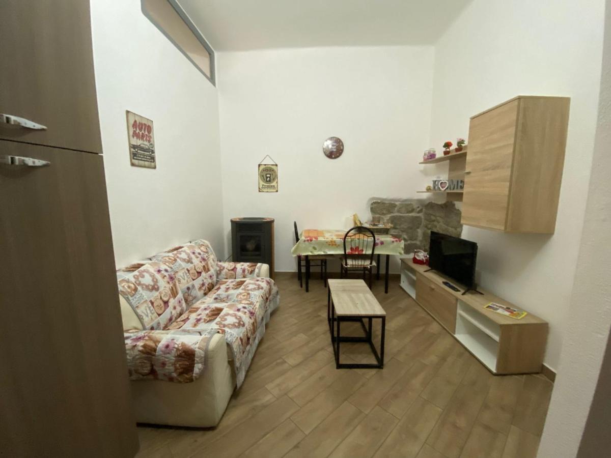 Apartament La Casa Di Sara Nuoro  Pokój zdjęcie